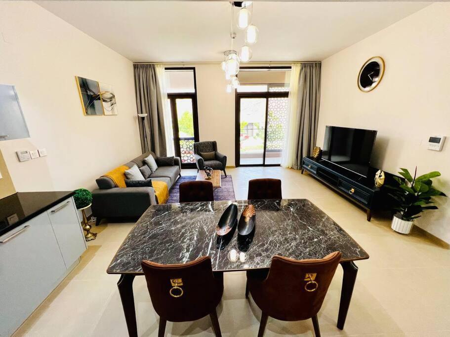 One Bedroom Apartment Muscatbay Екстериор снимка